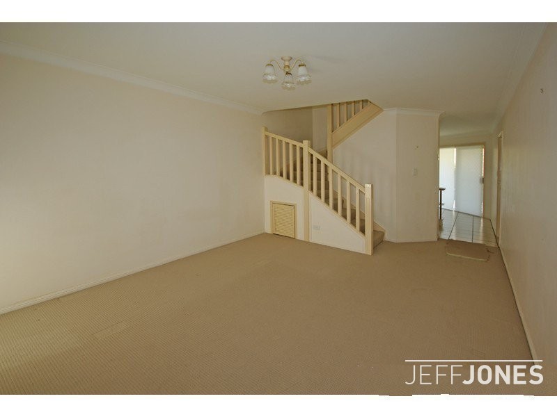 2/14 Hunter Street, Greenslopes QLD 4120