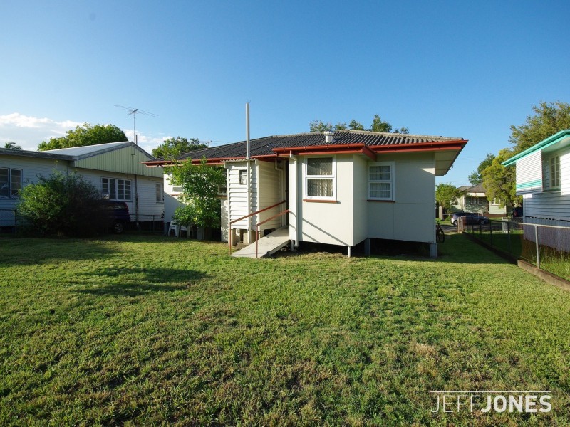 68 Hunter Street, Greenslopes QLD 4120
