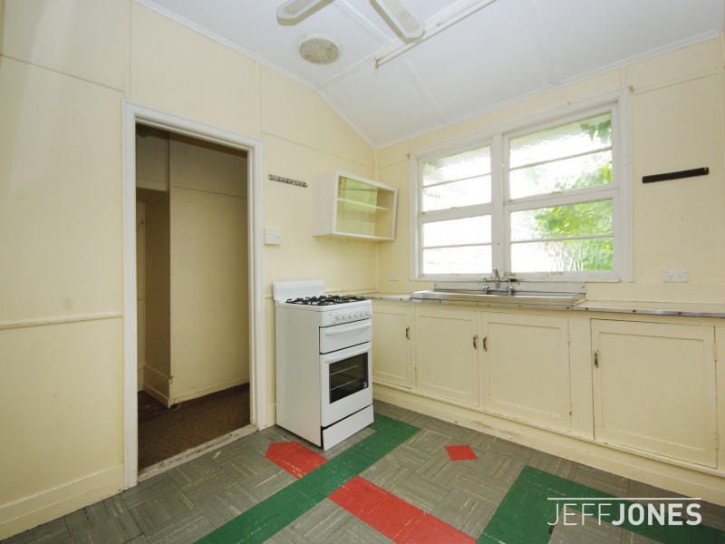 68 Hunter Street, Greenslopes QLD 4120