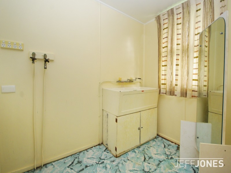 68 Hunter Street, Greenslopes QLD 4120