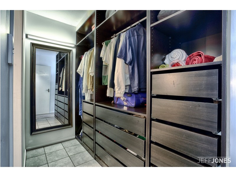 1/339 Cavendish Road, Coorparoo QLD 4151