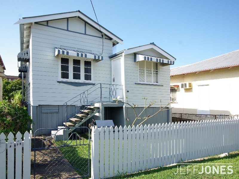 154 Juliette Street, Greenslopes QLD 4120