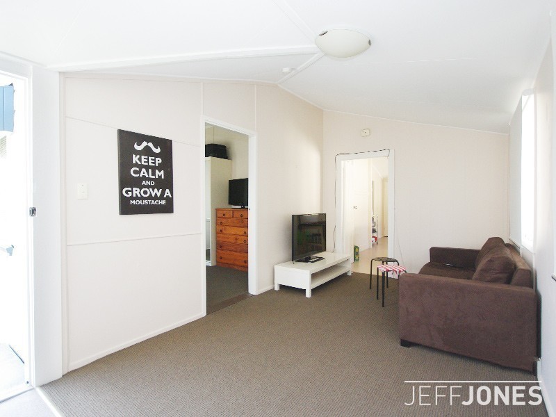 154 Juliette Street, Greenslopes QLD 4120