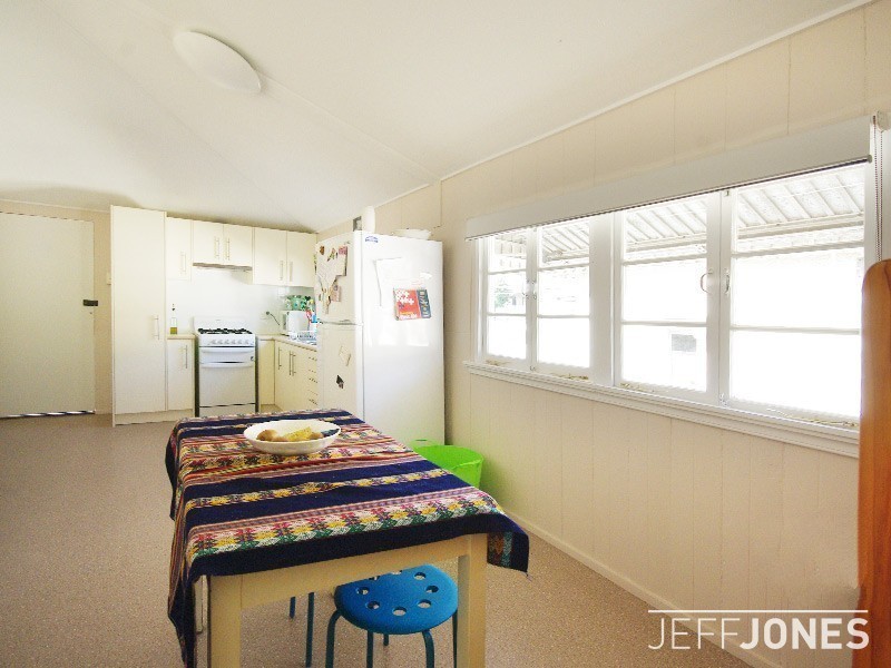 154 Juliette Street, Greenslopes QLD 4120