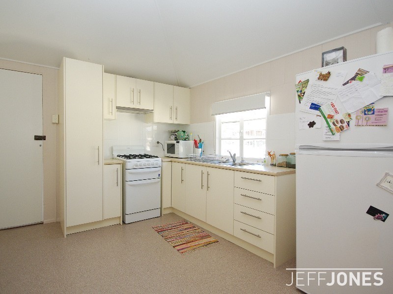 154 Juliette Street, Greenslopes QLD 4120