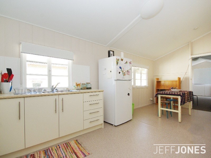 154 Juliette Street, Greenslopes QLD 4120