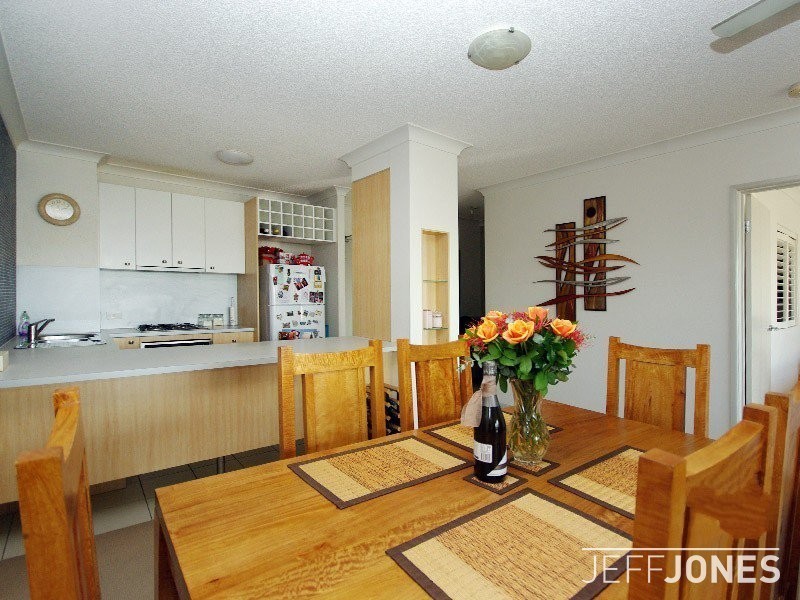 20/11 Kitchener Street, Coorparoo QLD 4151