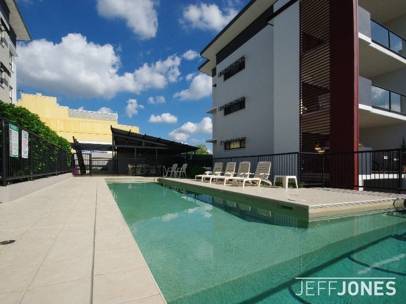 20/11 Kitchener Street, Coorparoo QLD 4151