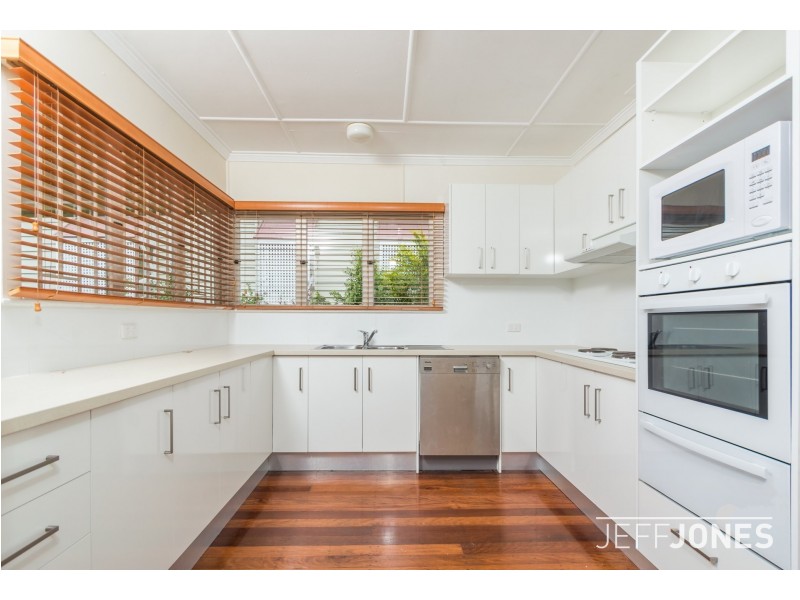 33 Sandon Street, Graceville QLD 4075