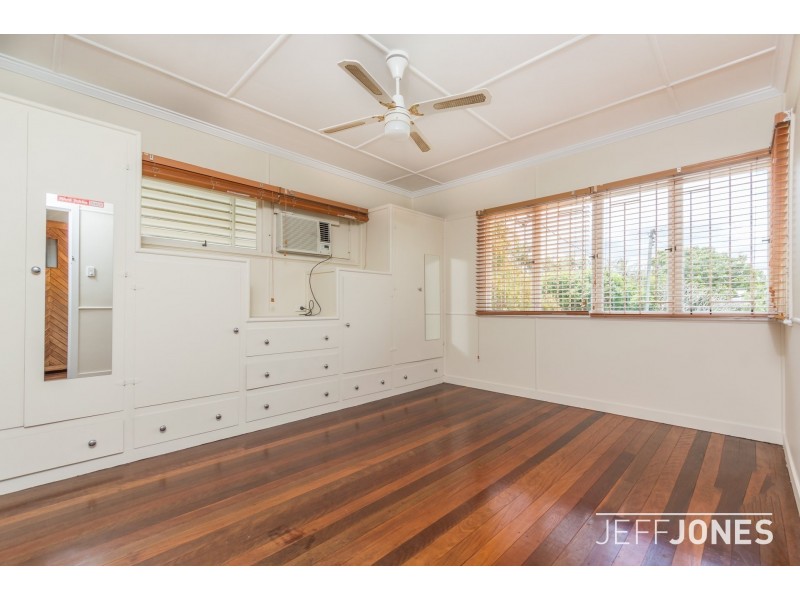 33 Sandon Street, Graceville QLD 4075