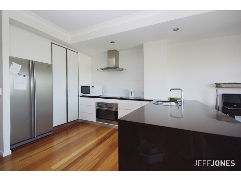 13/92-96 Norman Crescent, Norman Park QLD 4170