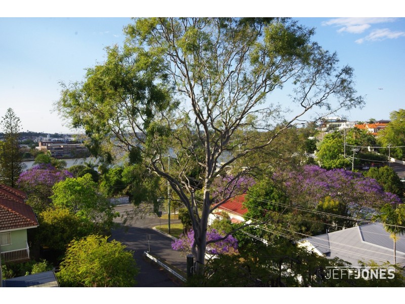 13/92-96 Norman Crescent, Norman Park QLD 4170