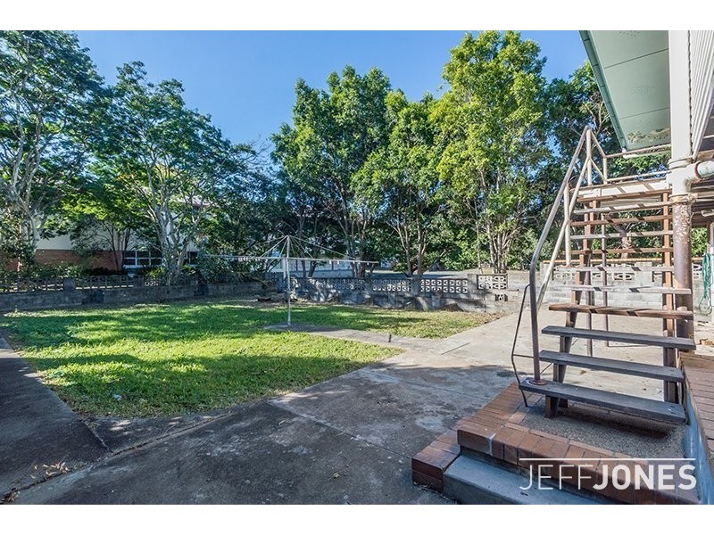 80 Waldheim Street, Annerley QLD 4103
