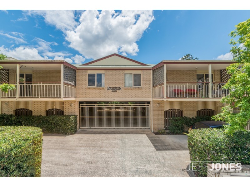 8/17 Hubert Street, Woolloongabba QLD 4102