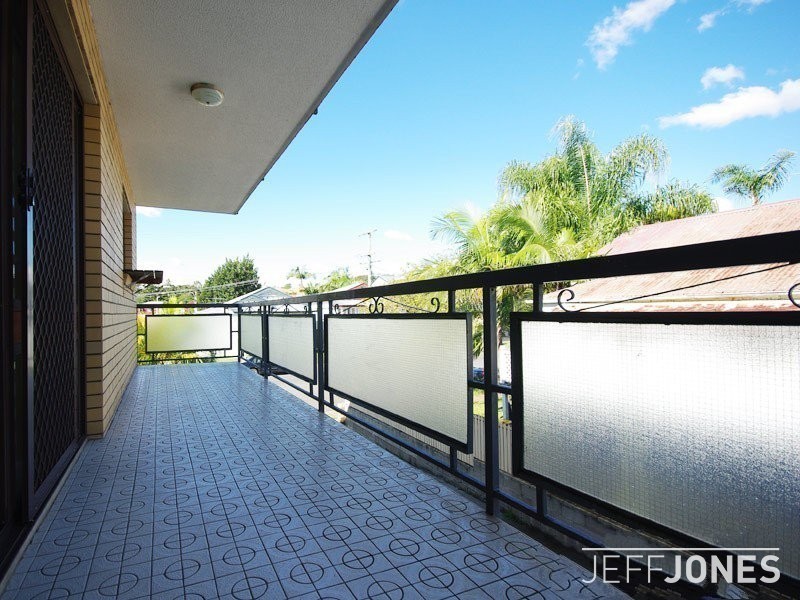 1/17 Logan Street, Greenslopes QLD 4120