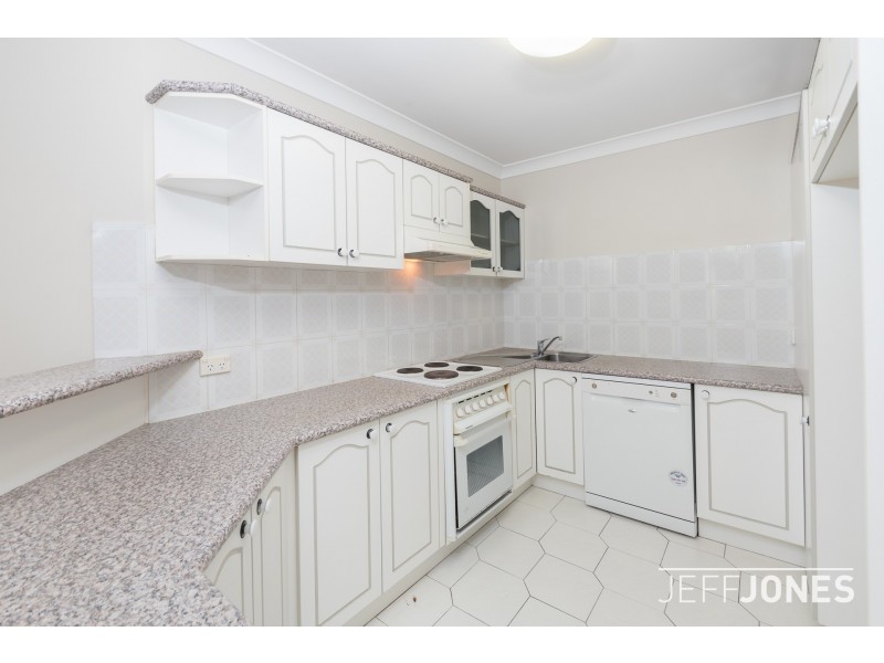 8/27 Nelson Street, Coorparoo QLD 4151
