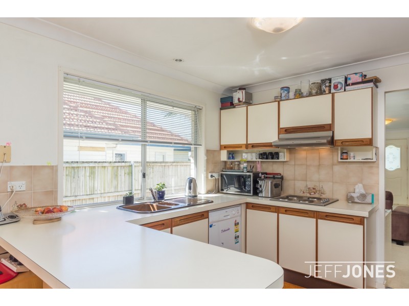 75 Burn Street, Camp Hill QLD 4152