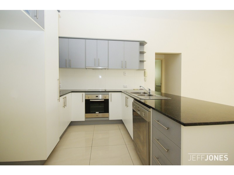 5/27 Brinawa Street, Camp Hill QLD 4152
