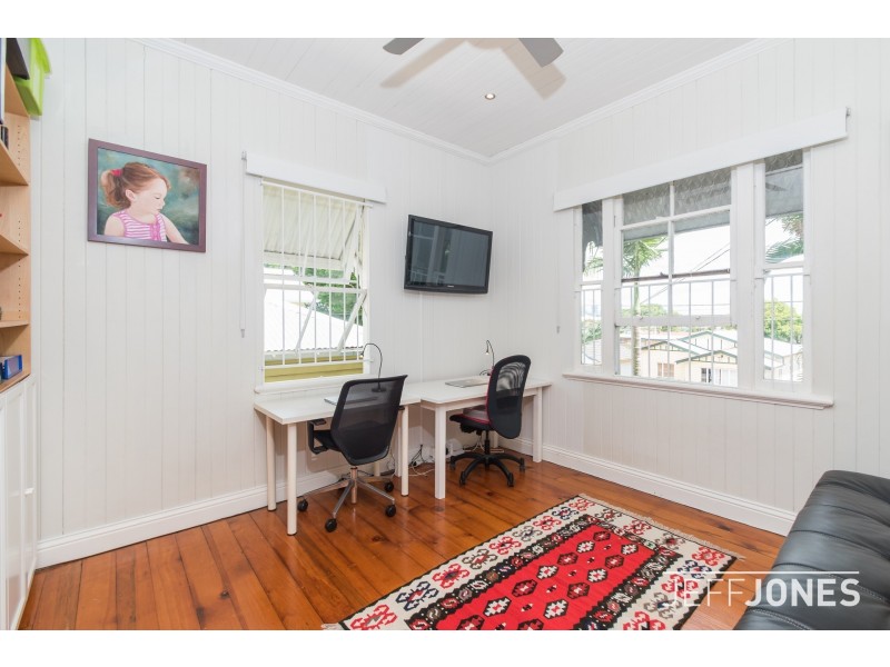 60 Ridge Street, Greenslopes QLD 4120