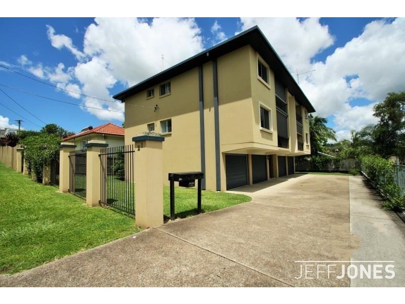 4/21 Embie Street, Holland Park West QLD 4121