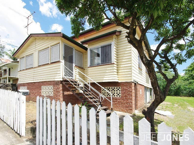21 Mossgrove Street, Woolloongabba QLD 4102