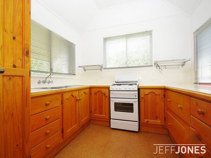 21 Mossgrove Street, Woolloongabba QLD 4102