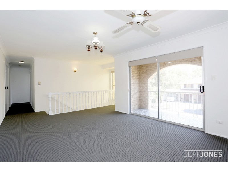 16 Catania Street, Wishart QLD 4122