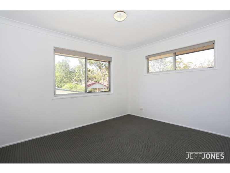 16 Catania Street, Wishart QLD 4122