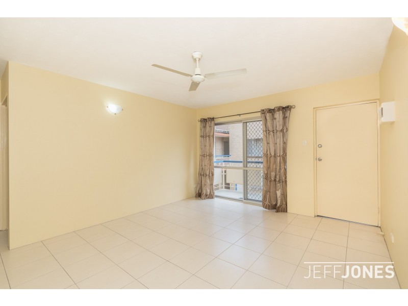 2/111 Park Road, Yeronga QLD 4104