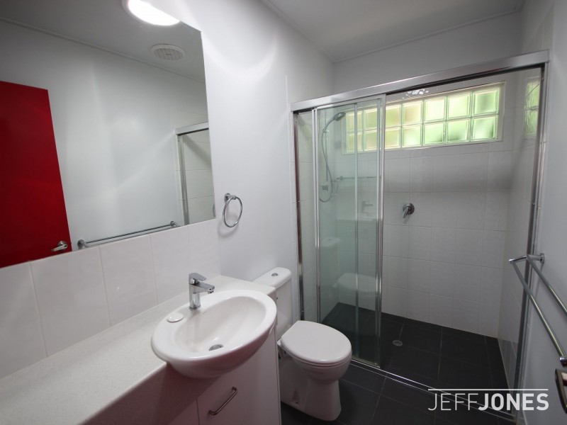 4/58 Wellington Street, Coorparoo QLD 4151