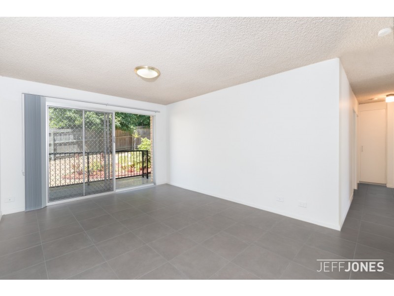 4/22 Kennington Road, Camp Hill QLD 4152