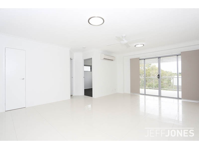 3/143 Cavendish Road, Coorparoo QLD 4151