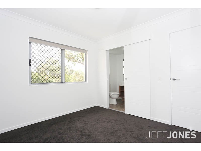 3/143 Cavendish Road, Coorparoo QLD 4151
