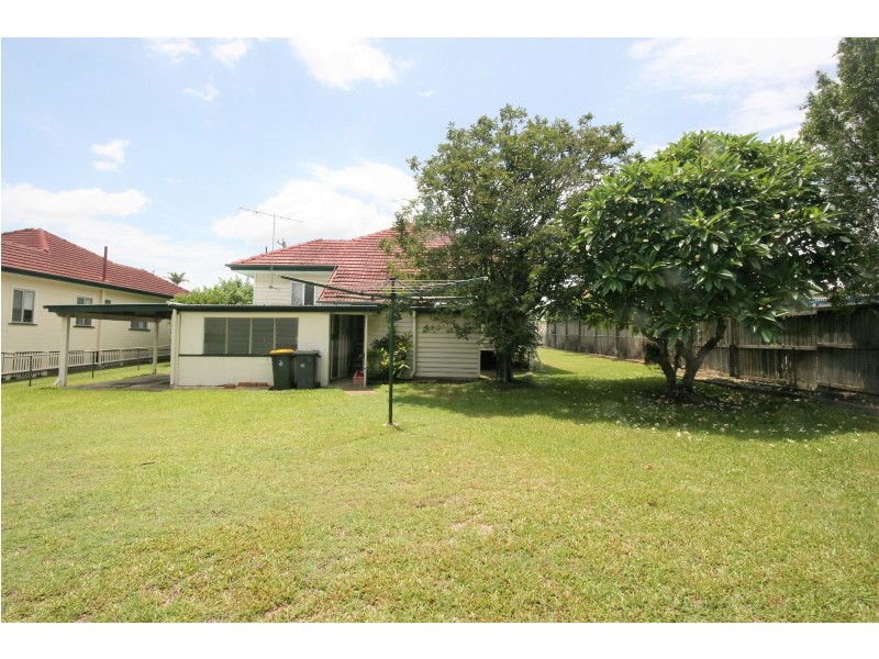 6 Merle Street, Carina QLD 4152