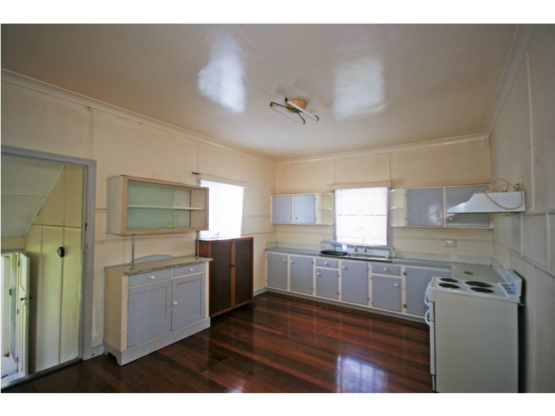 6 Merle Street, Carina QLD 4152