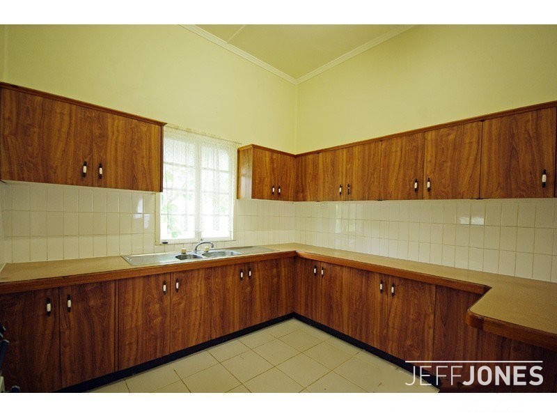 53 Cleveland Street, Greenslopes QLD 4120