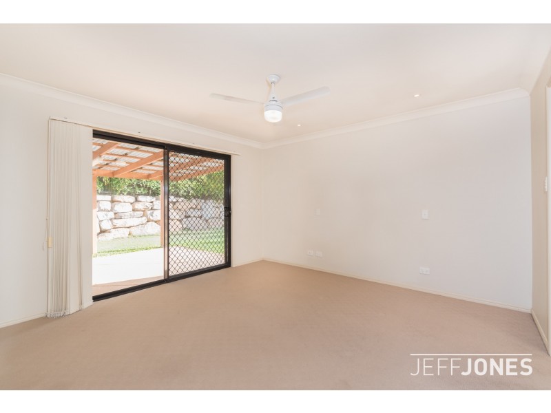 106 Silky Oak Crescent, Carindale QLD 4152