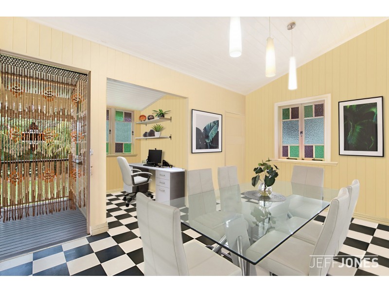 8 Jubilee Street, Greenslopes QLD 4120