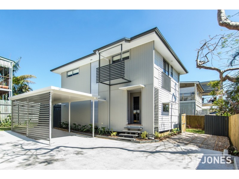 7 St Leonards Street, Coorparoo QLD 4151