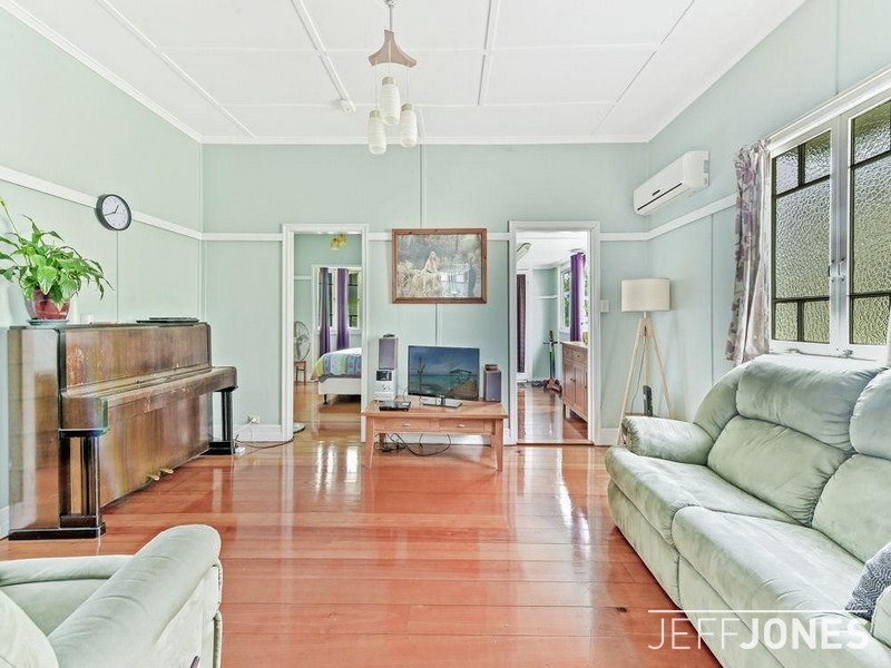 36 Earl Street, Greenslopes QLD 4120