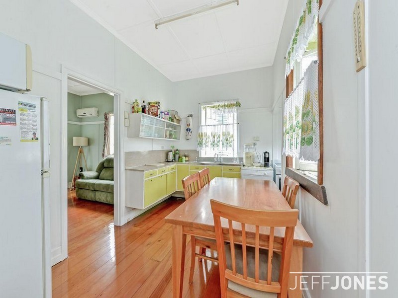 36 Earl Street, Greenslopes QLD 4120