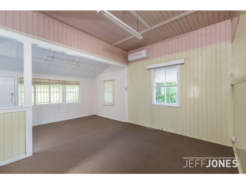 89 Dunellan Street, Greenslopes QLD 4120