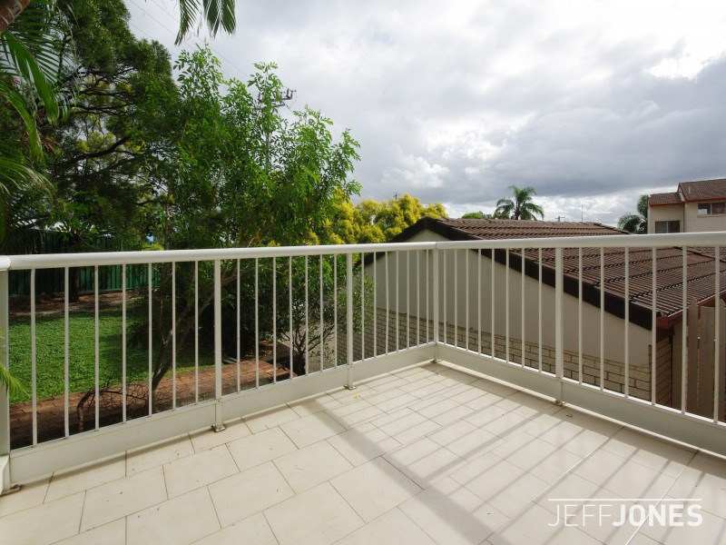 17/7 Main Avenue, Coorparoo QLD 4151