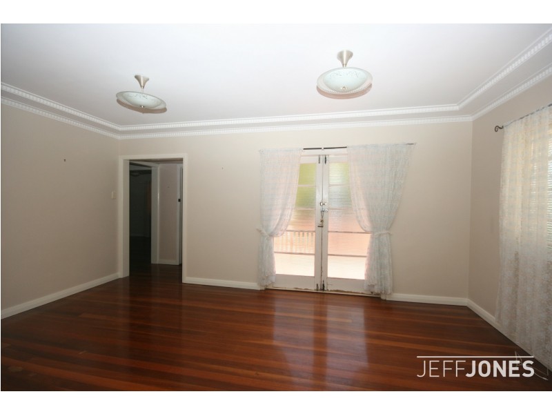 17 Risley Street, Carina QLD 4152