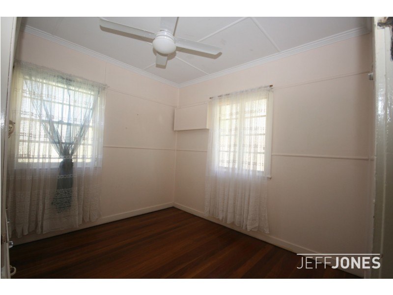 17 Risley Street, Carina QLD 4152