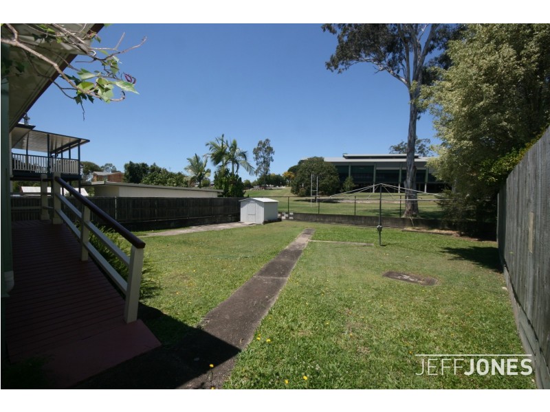 17 Risley Street, Carina QLD 4152