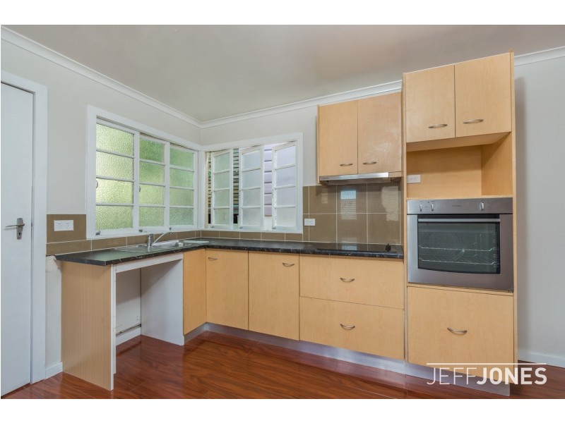 35 Myrtle Street, Woolloongabba QLD 4102