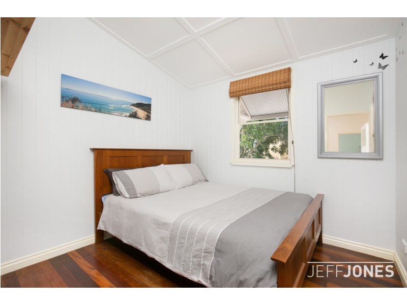 24 Abingdon Street, Woolloongabba QLD 4102