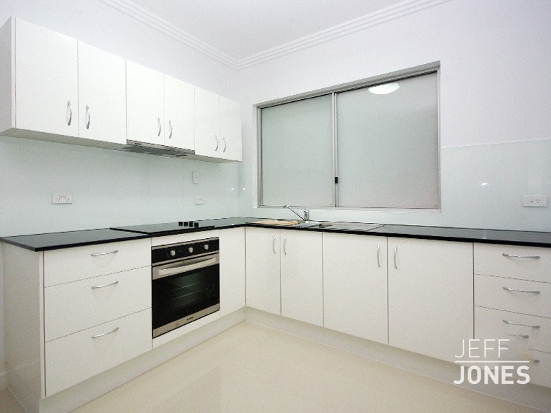4/12 Old Cleveland Road, Greenslopes QLD 4120
