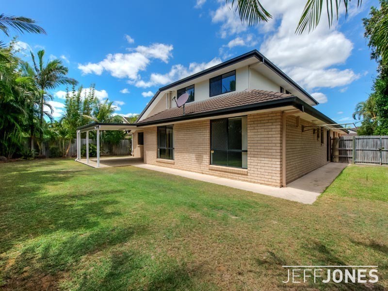 56 Oakley Street, Carindale QLD 4152